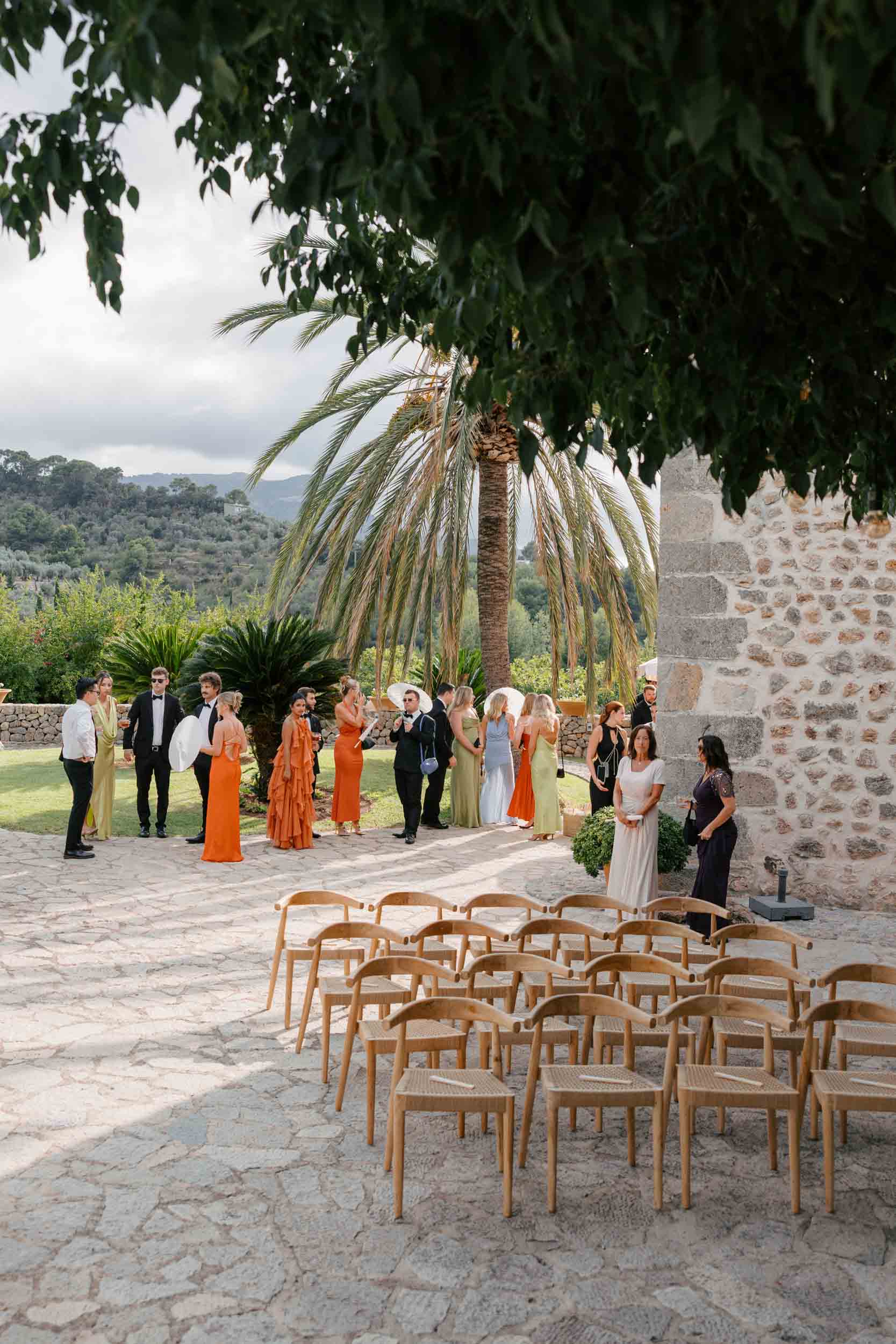 Simple yet stylish Ca S'hereu Wedding in Sóller, Mallorca